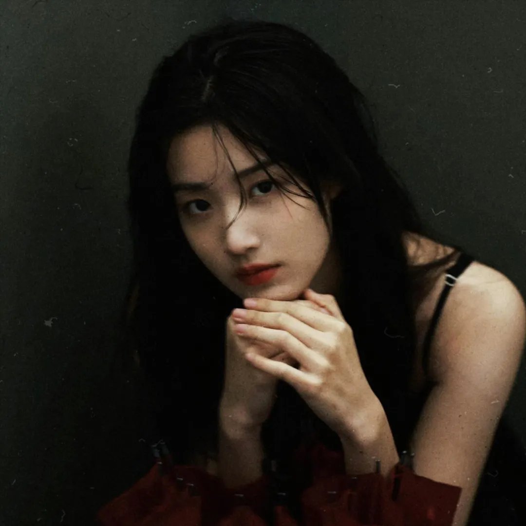 舒莎摇摇